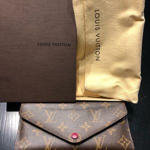 Louis Vuitton Wallet Authentic. SOLD